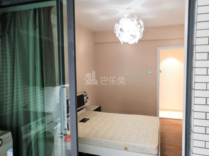 鼎尚时代4691300卧室图1