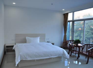 华胜公寓 1室0厅1卫