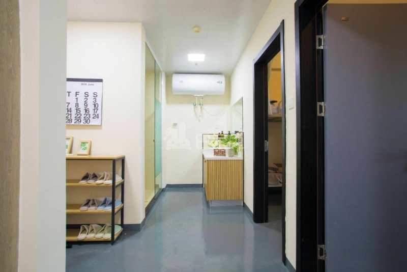 冠寓（翔宇路南站店）4708900客厅图4