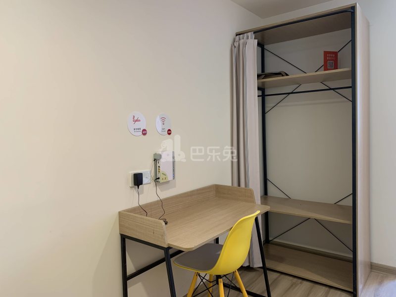 冠寓（翔宇路南站店）4719790卧室图3