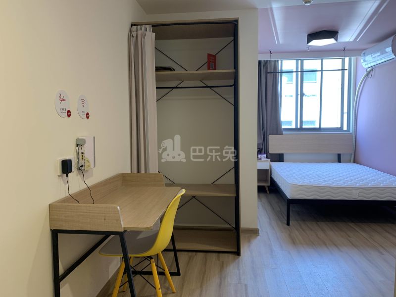 冠寓（翔宇路南站店）4719790卧室图2