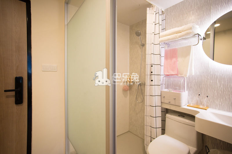 冠寓（翔宇路南站店）4719803卫生间图5