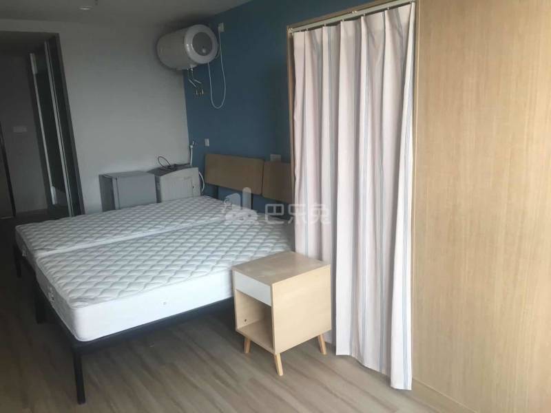 冠寓（翔宇路南站店）4719803卧室图2