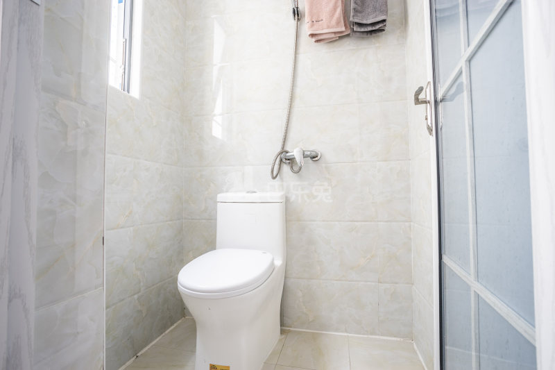 冠寓（福永店）4732290卫生间图2