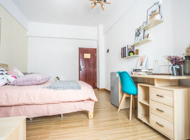 冠寓（福永店） 1室0厅1卫