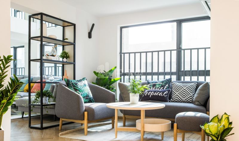 尚峻花园4750567客厅图2