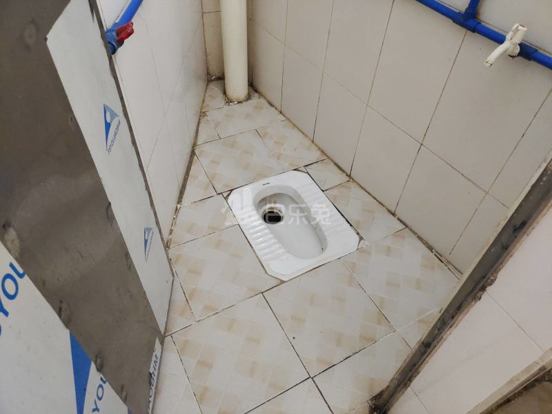 黄村南胜里下十三巷6号4767563卫生间图6