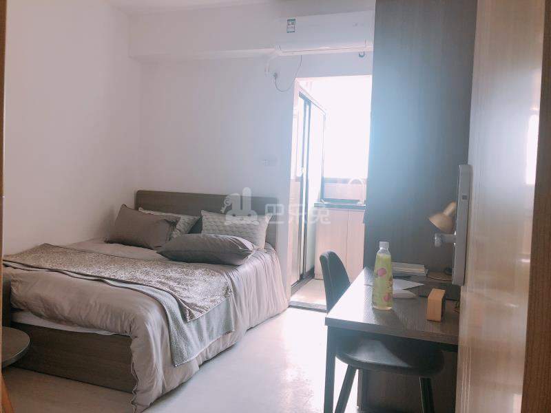 鲤鱼公寓（民治店）4776940卧室图1