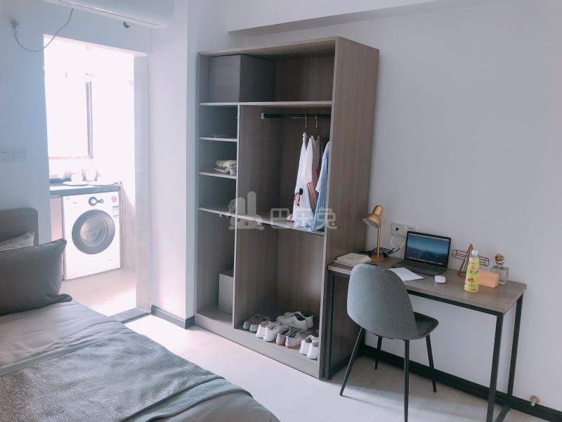 鲤鱼公寓（民治店）4776940卧室图2