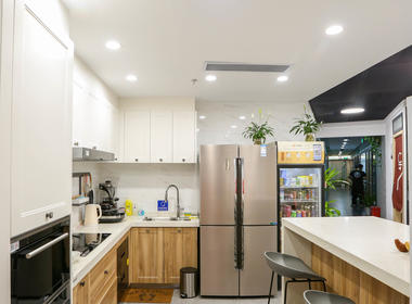 爱守候公寓（黄贝岭瑞思店） 1室0厅0卫