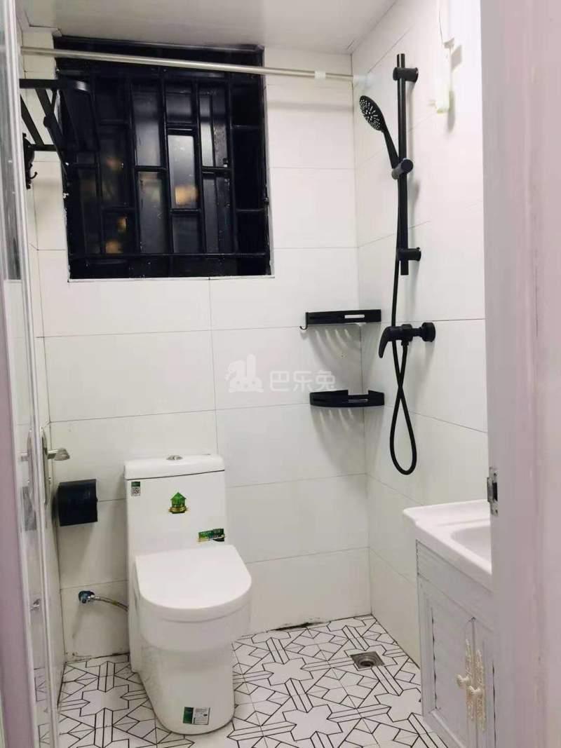 小七洋房白羊座4799523卫生间图7