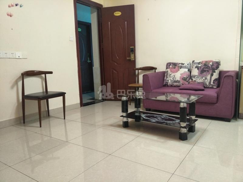 圆达温馨公寓4800098客厅图5