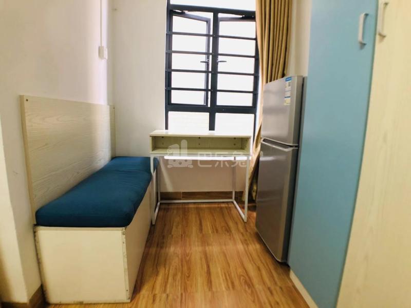 壹时代公寓（西湾青年之家店）4830186卧室图3