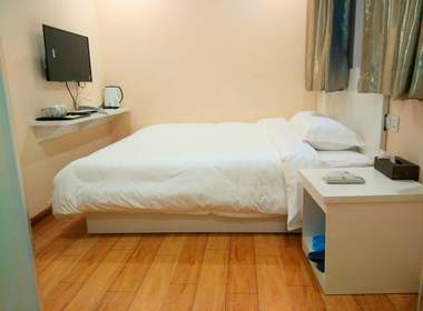 平新公寓 1室0厅1卫