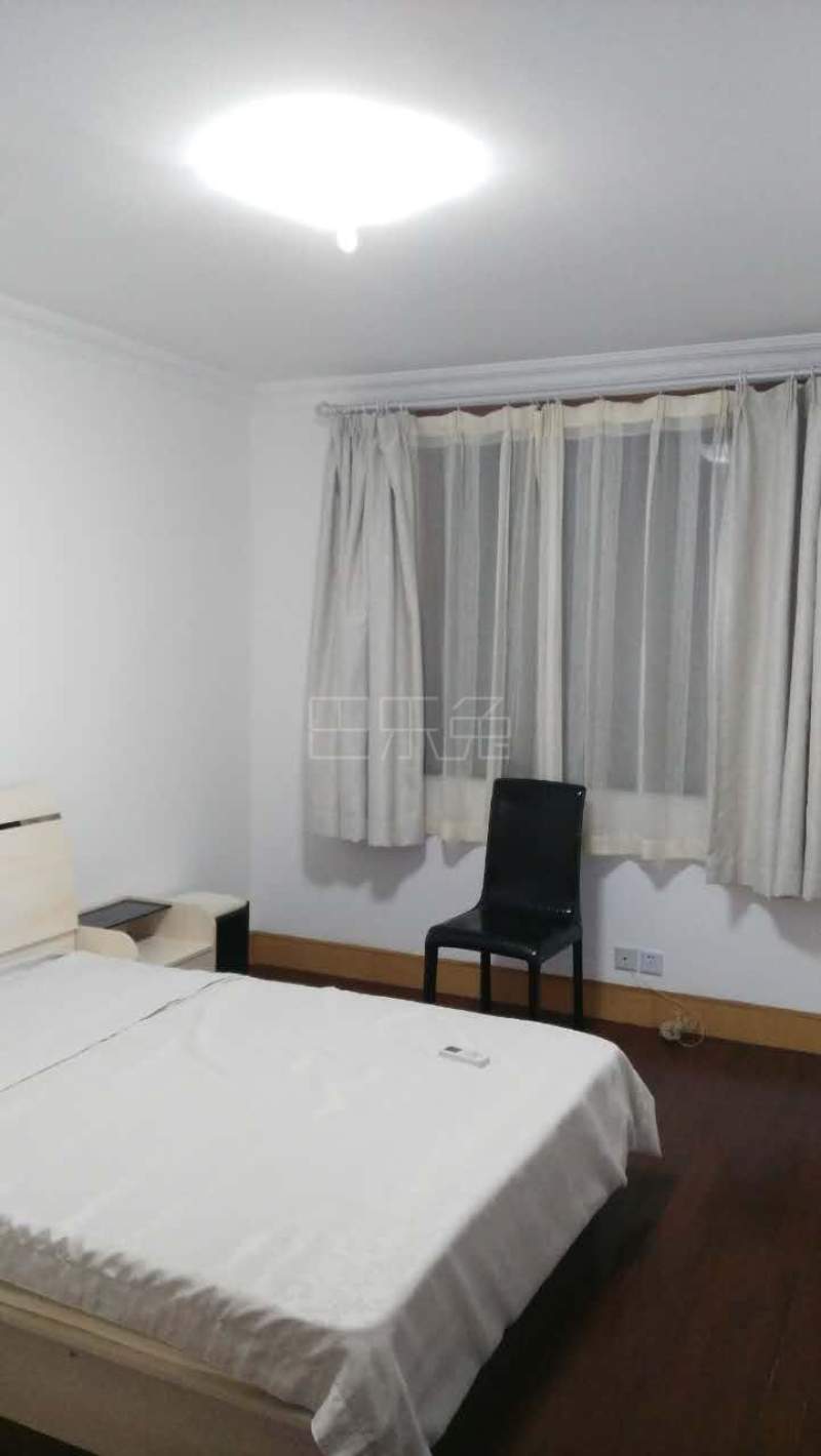 租_华阴路与骊山路交叉口-上海巴乐兔租房