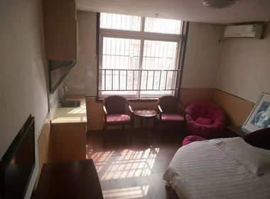 高唐公寓 1室0厅1卫