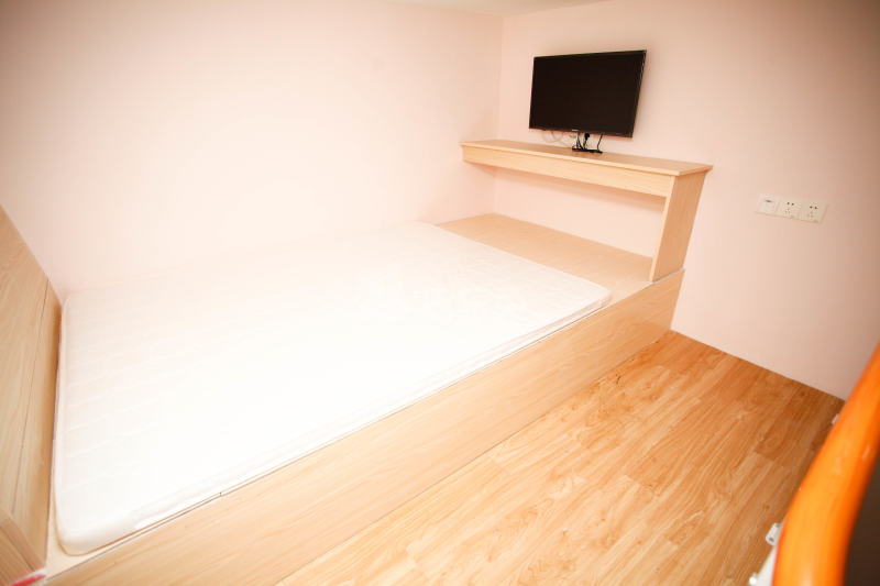 隆铁公寓485130卧室图0