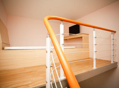 隆铁公寓 1室0厅1卫