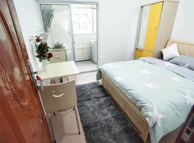 嘉恒居（坪地店） 1室0厅1卫