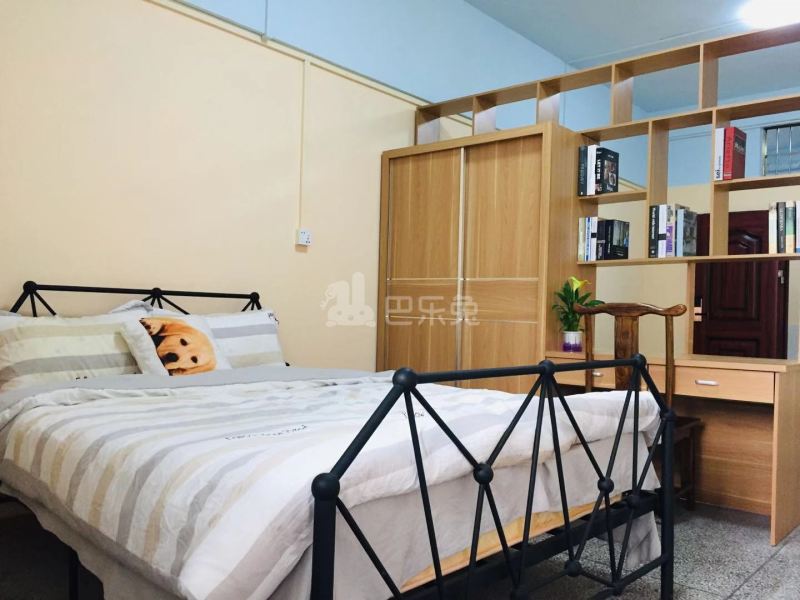 吉遇4889091卧室图2