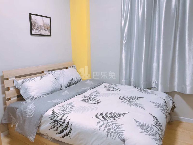 七号企鹅公寓（新洲北村村店）4896815卧室图1