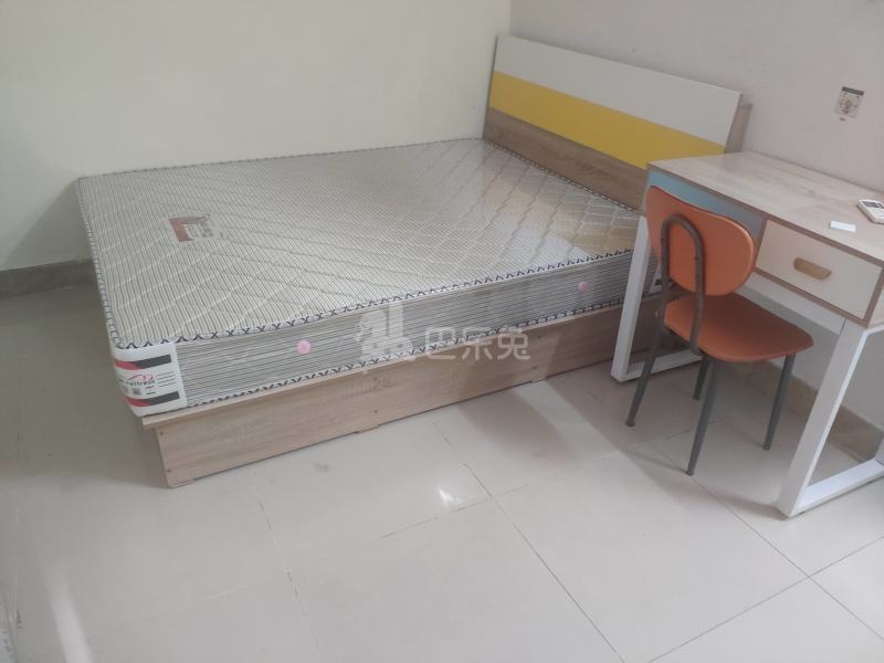 豪华公寓（大山村二夹坊前街46号）4923066卧室图2