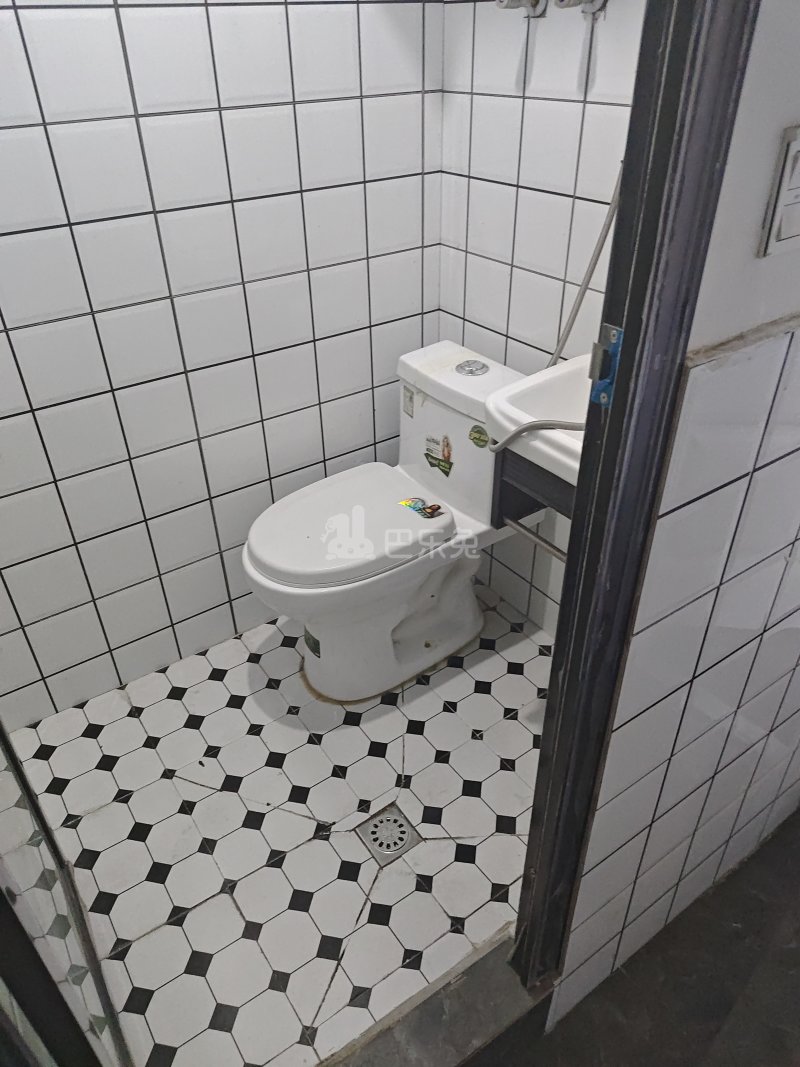 文怡苑一期1575995卫生间图7