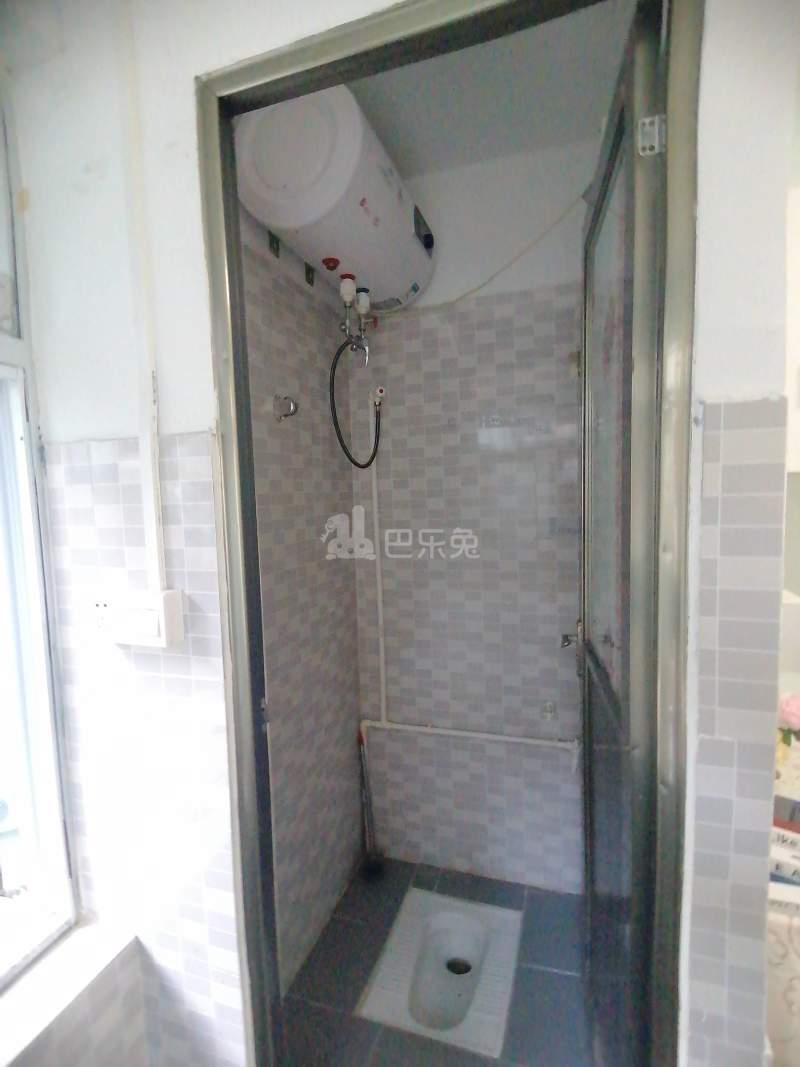 南油生活B区4959215卫生间图6