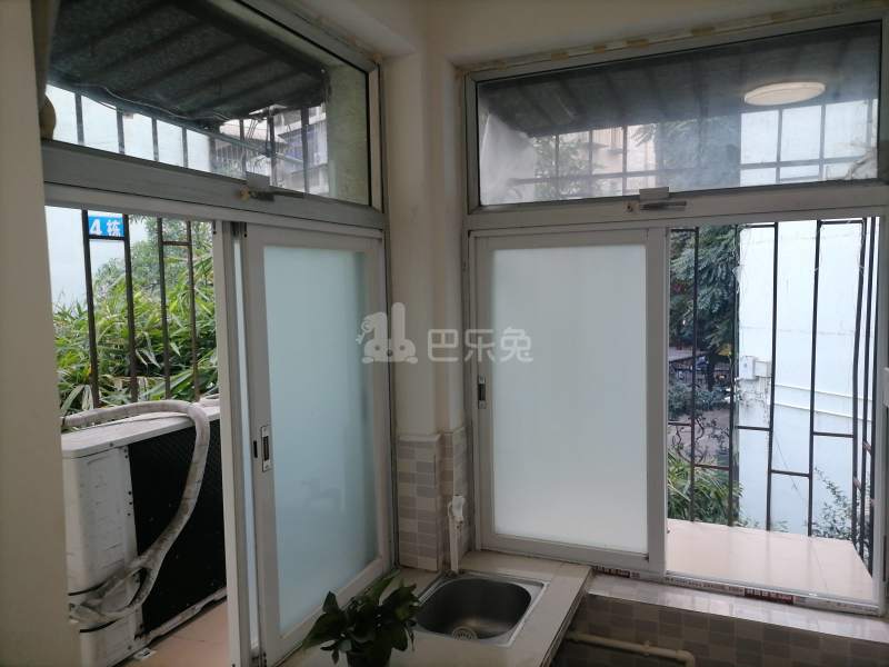 南油生活B区4959215卧室窗户图10