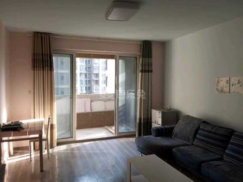 绿地悦峰公馆4968843客厅图7