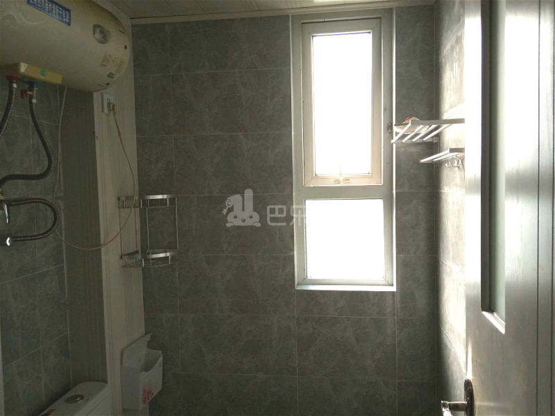 绿地悦峰公馆4968843卫生间图12