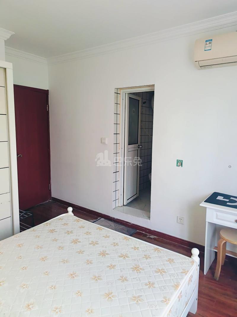 鑫峰苑4969052卧室图3