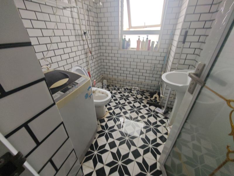 金榜新苑北区4961569卫生间图6