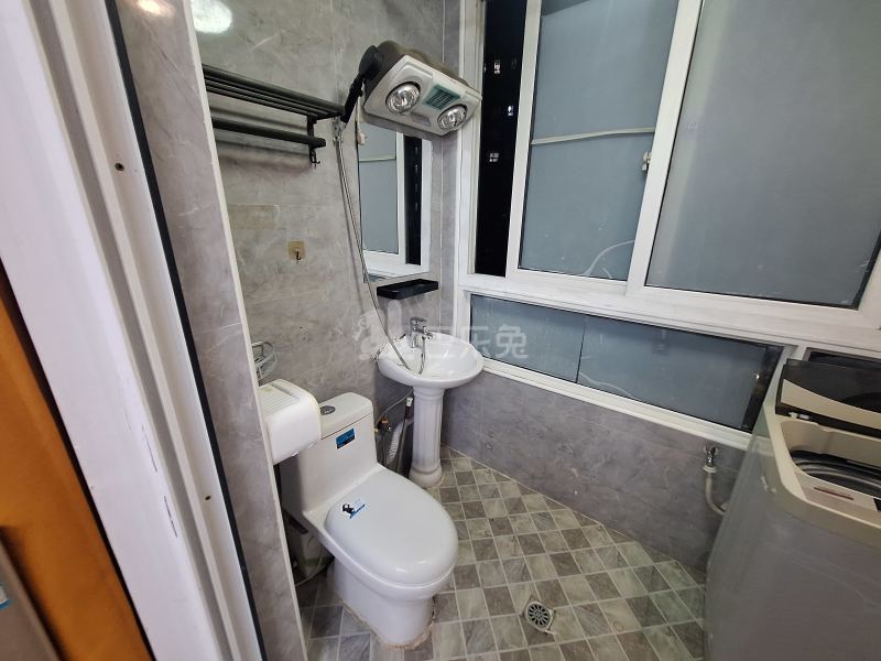 翔瑞新苑北区5089862卫生间图7