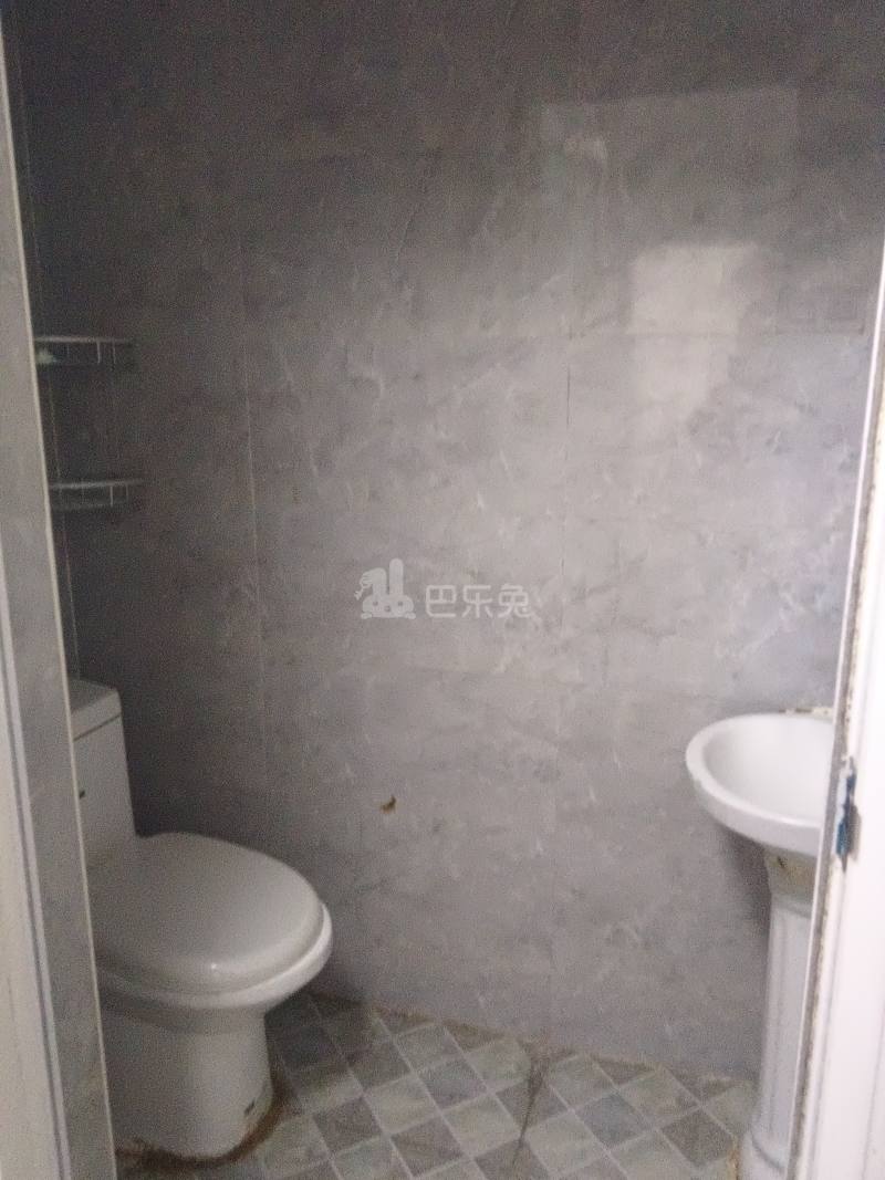 翔瑞新苑北区5089862卫生间图8