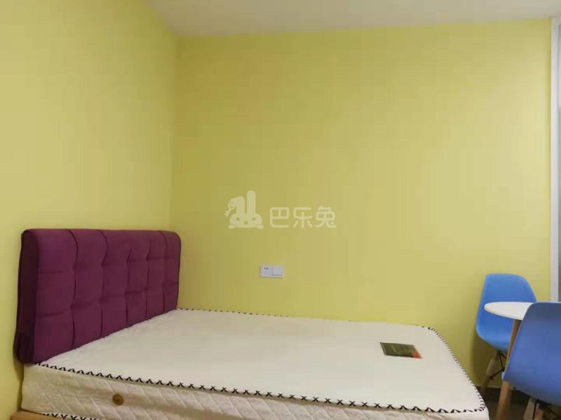 优居公寓（龙城广场）5123948卧室图3