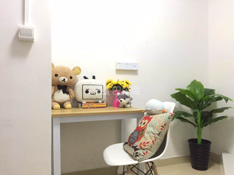 优居公寓（龙城广场）5124232卧室图0