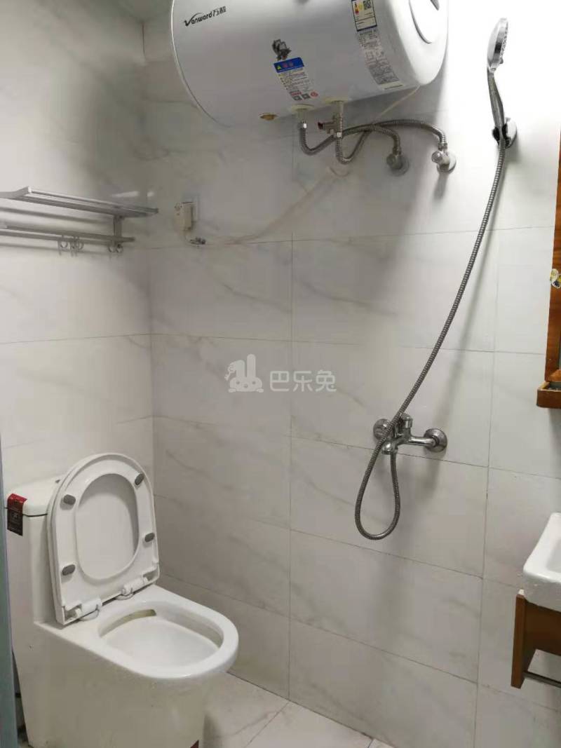 优居公寓（龙城广场）5124232卫生间图4