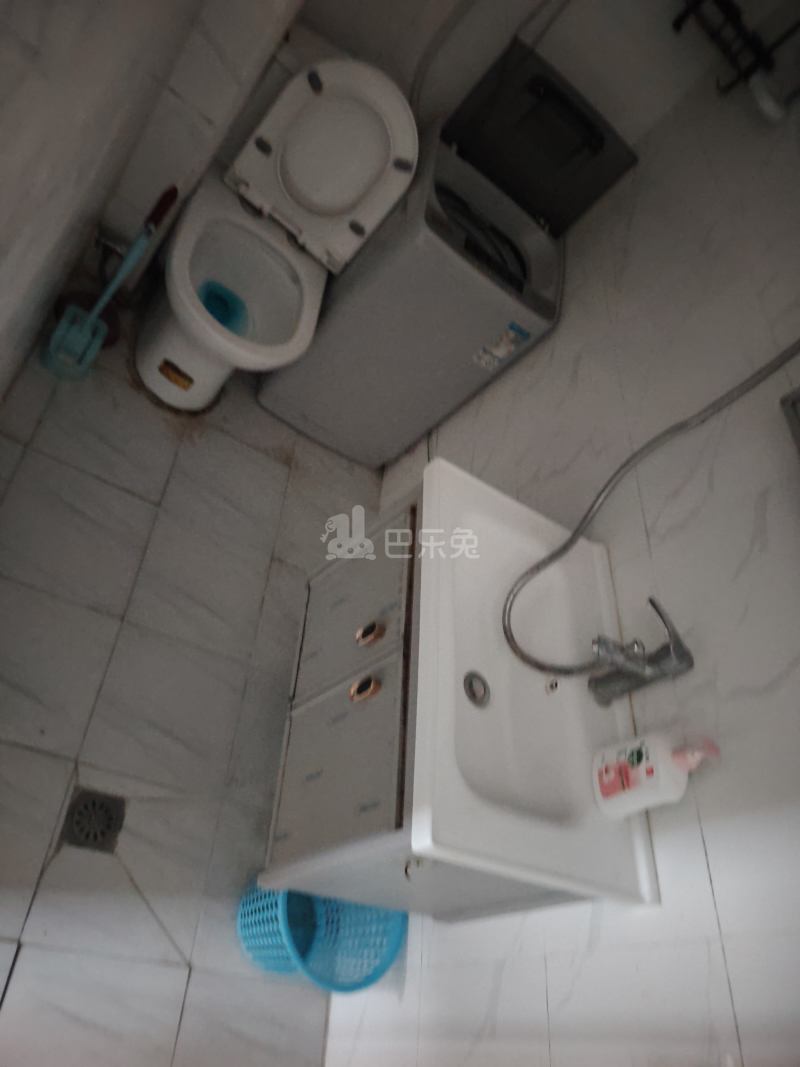 金海华城永华苑512399卫生间图6