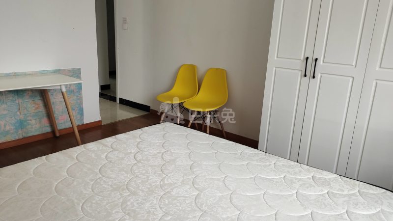 白沙东苑5182641卧室图12