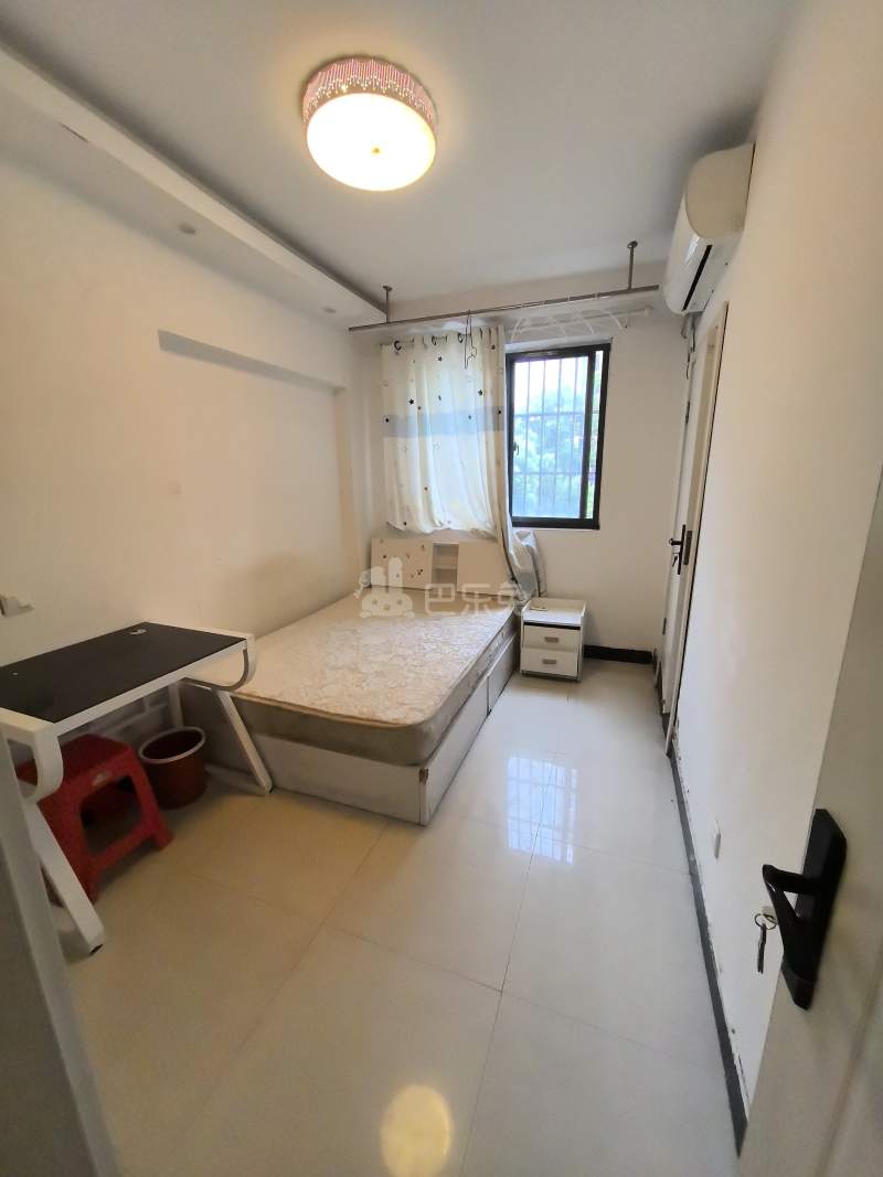 蟠龙馨苑5194742卧室图0