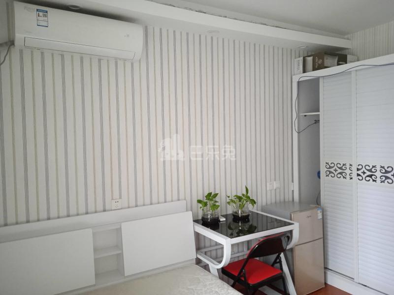 蟠龙馨苑5194743卧室图2