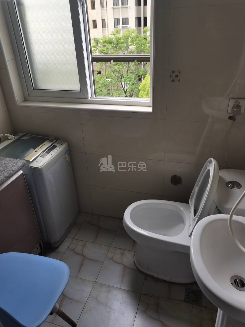 高申北苑5196600卫生间图5