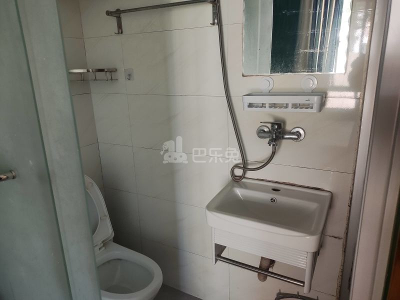 和合新村东区5199112卫生间图5