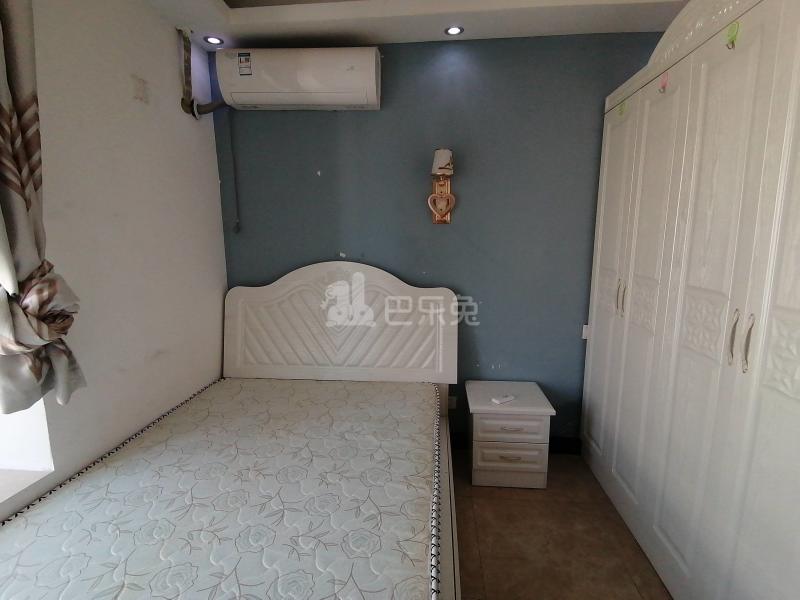 蟠龙馨苑5202574卧室图1