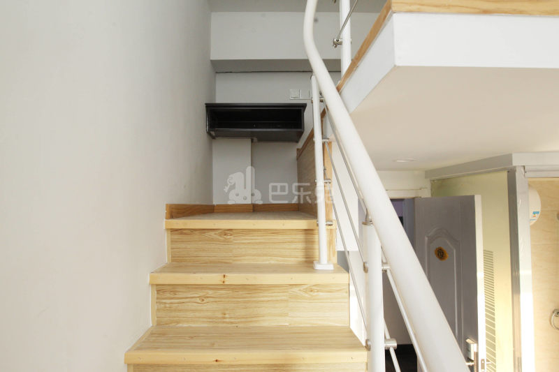 雅卫公寓（松卫北路店）521675卧室图3