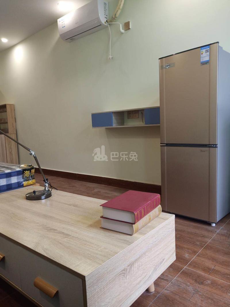 四季公寓（固戍店）5224468卧室图5