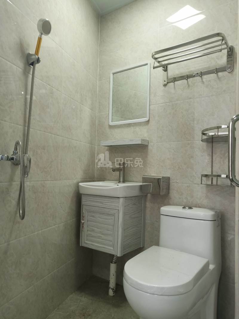四季公寓（固戍店）5224468卫生间图10