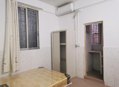 上社荷光三横路圩路三巷10号C栋 1室0厅1卫