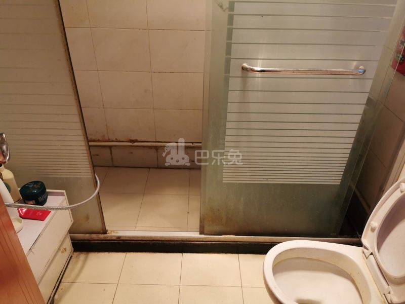 宝宸共和家园南区18080512卫生间图8